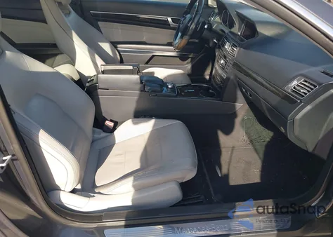 2014 Mercedes-Benz E 550 z USA, uszkodzony, nr VIN WDDKJ7DB0EF252786